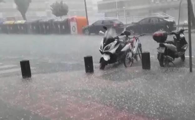 Una Espectacular Granizada Sorprende A Los Bilba Nos Y Deja Riadas En